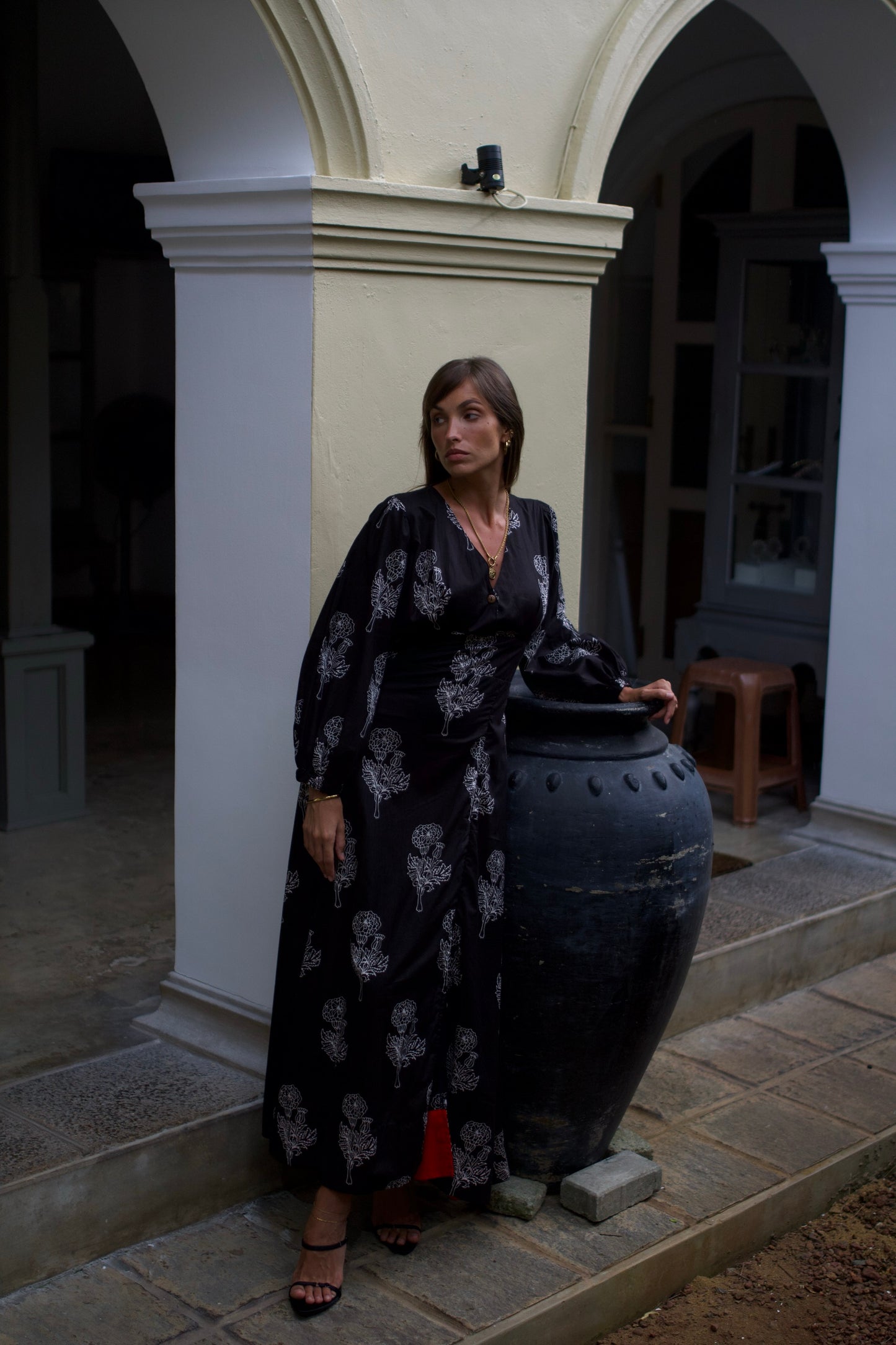 Delilah Maxi Dress - Black Botani