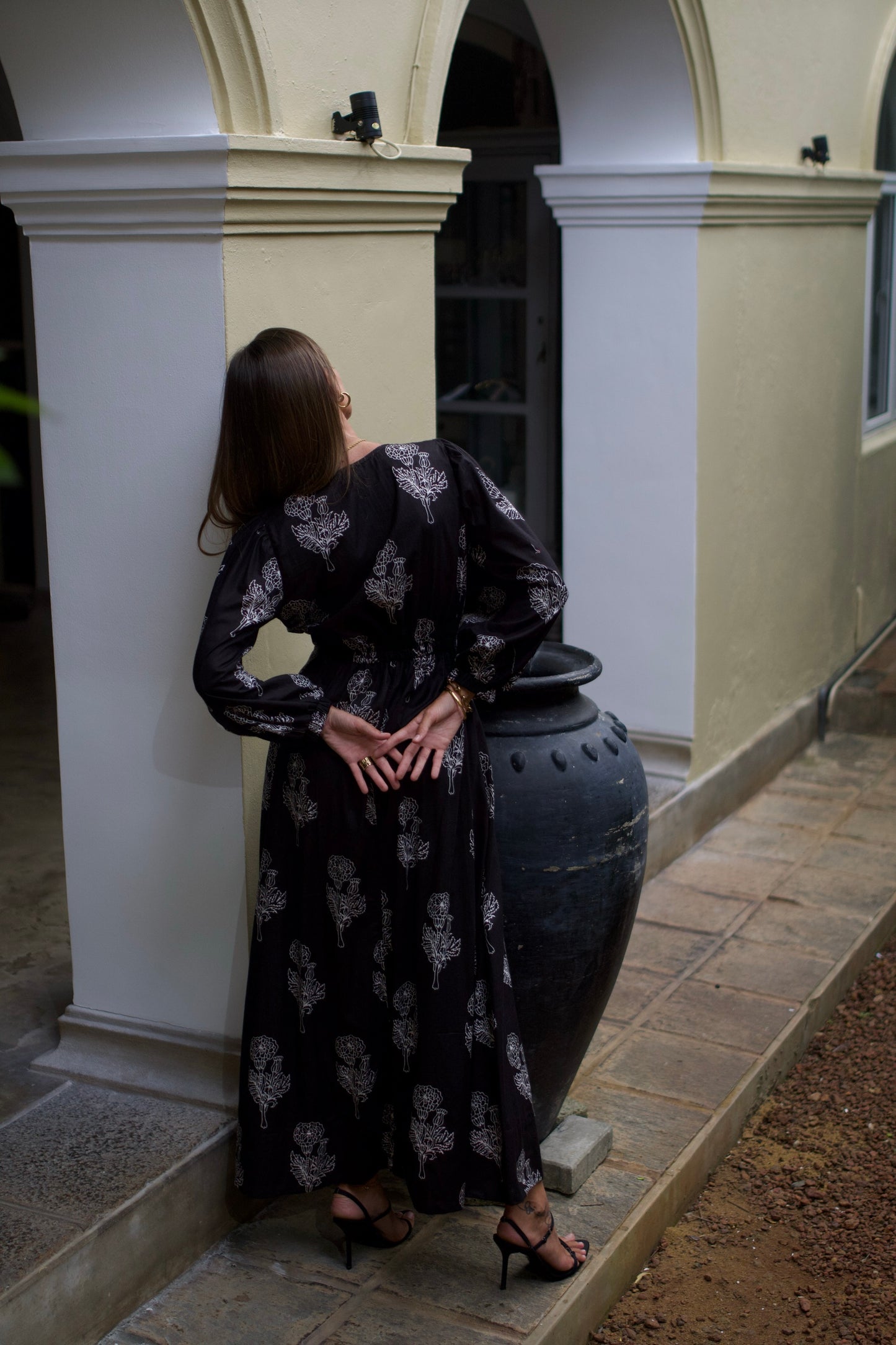 Delilah Maxi Dress - Black Botani