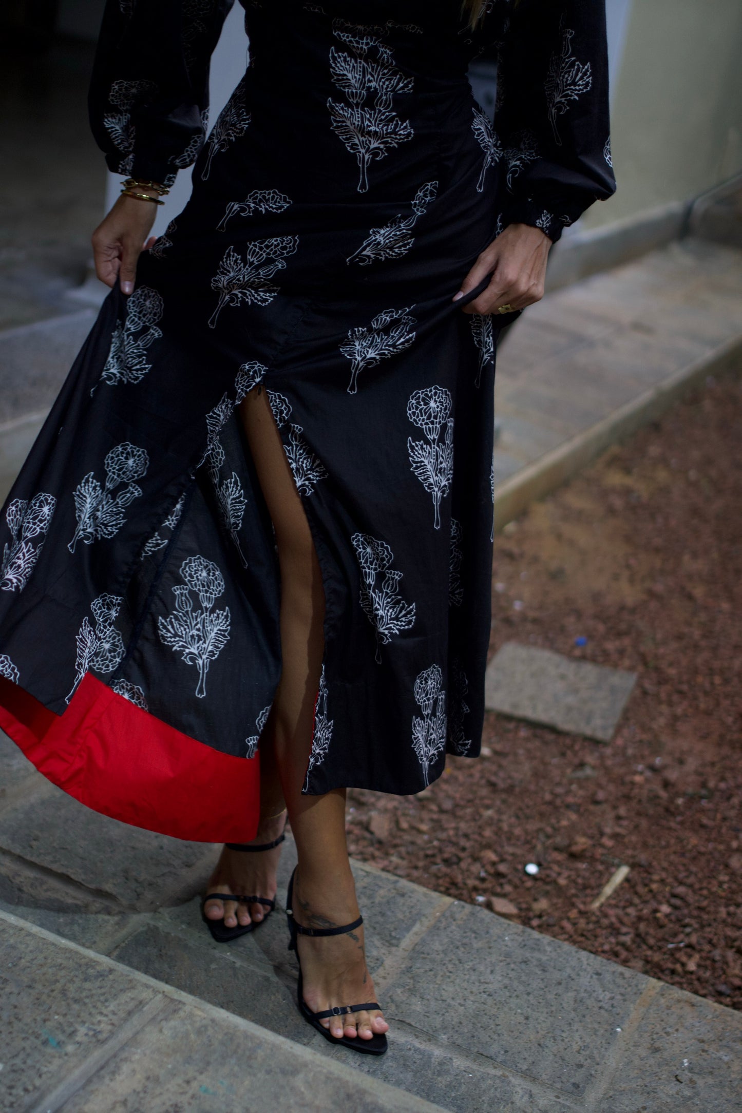 Delilah Maxi Dress - Black Botani