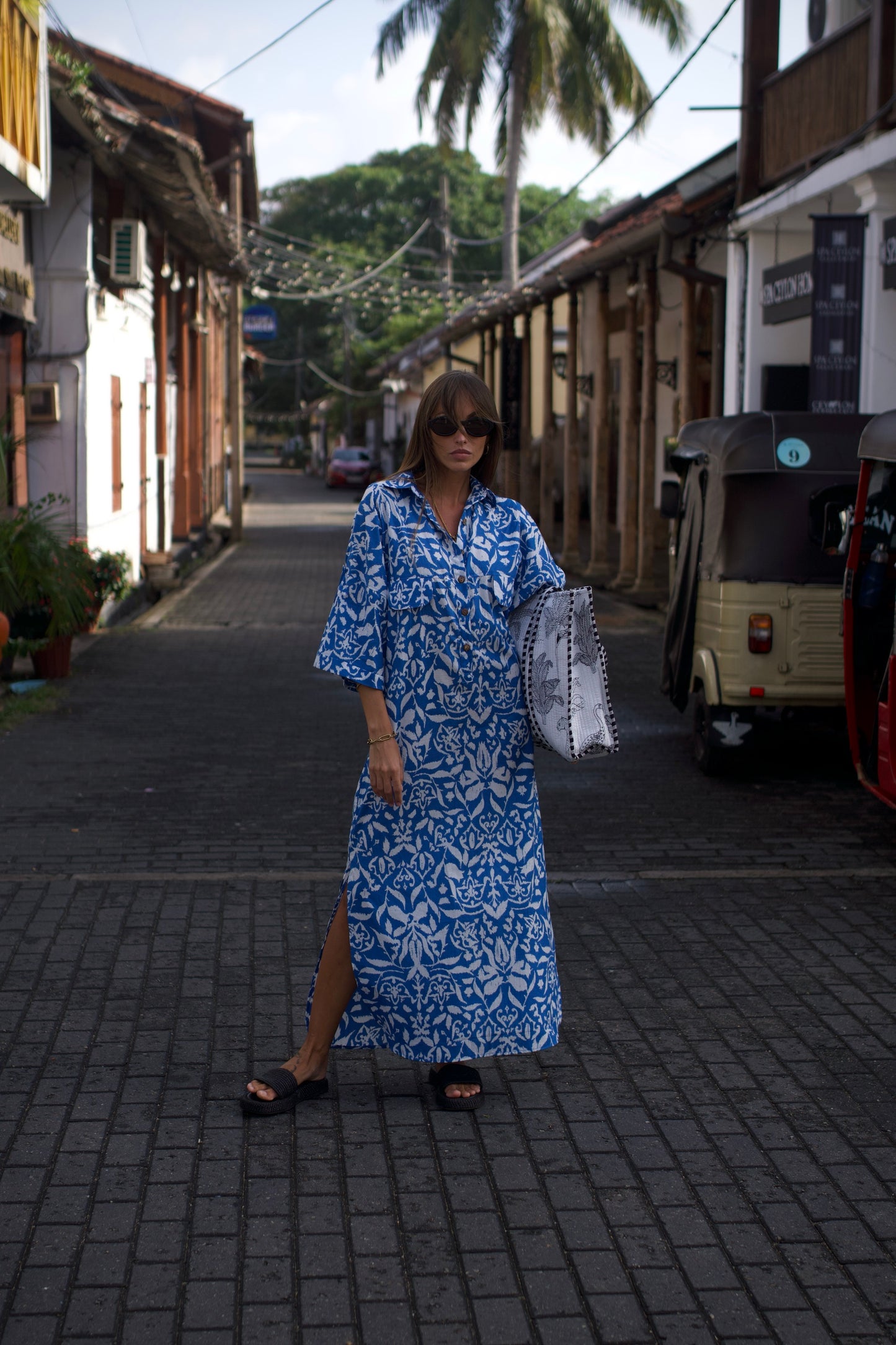 Nura - Blue Orchid